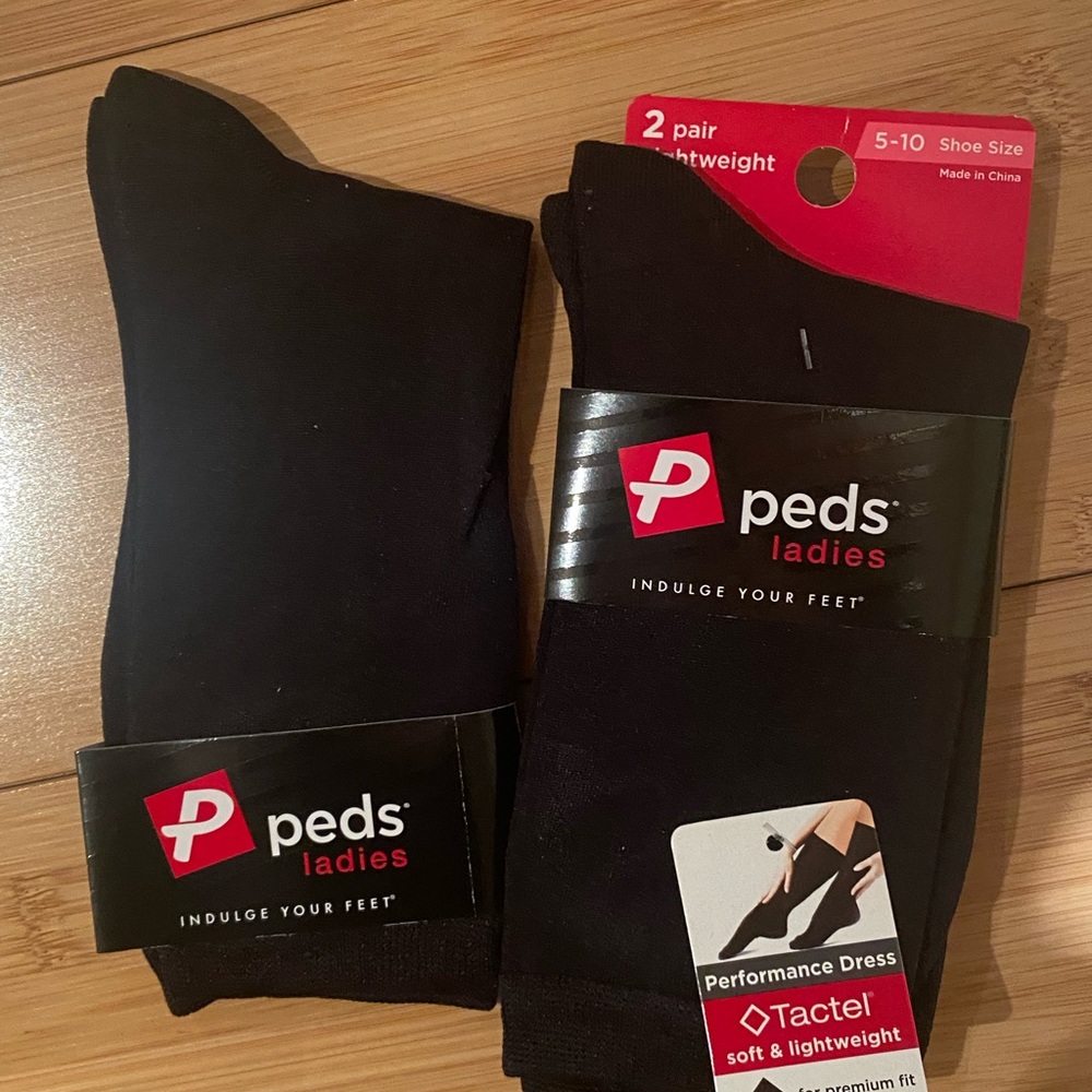 Peds Ladies Performance Dress No-Show Socks - Black